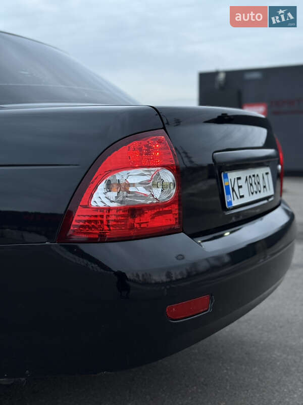 Седан ВАЗ / Lada 2170 Priora 2010 в Миколаєві