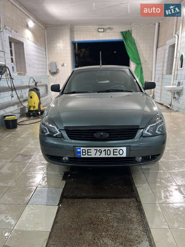 Седан ВАЗ / Lada 2170 Priora 2011 в Николаеве