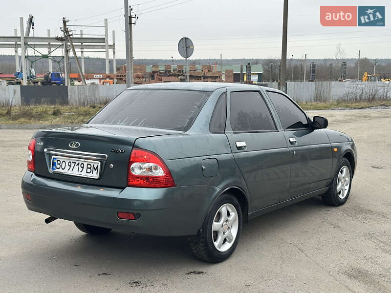 Седан ВАЗ / Lada 2170 Priora 2007 в Шепетовке фото 5 Седан ВАЗ / Lada 2170 Priora 2007 в Шепетовке
