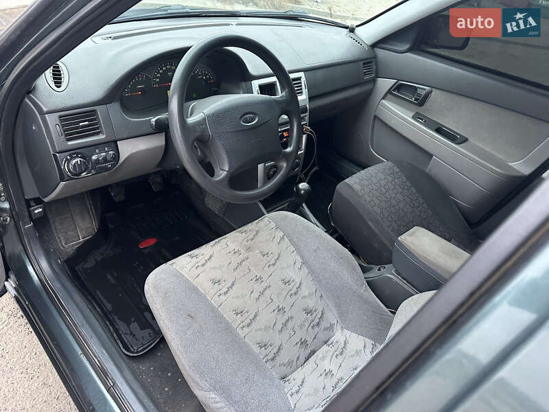Седан ВАЗ / Lada 2170 Priora 2007 в Шепетовке фото 9 Седан ВАЗ / Lada 2170 Priora 2007 в Шепетовке