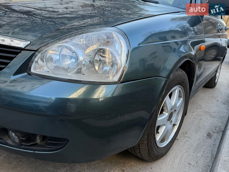Седан ВАЗ / Lada 2170 Priora 2011 в Харькове