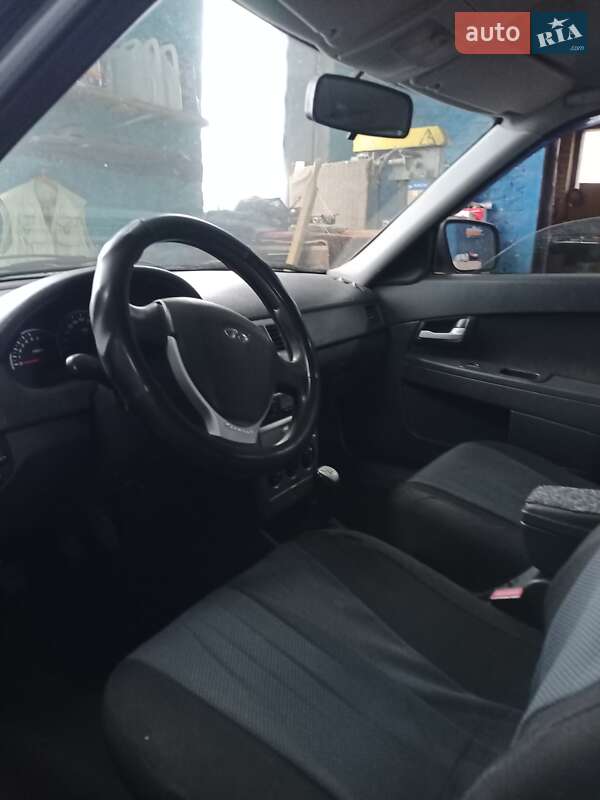 Універсал ВАЗ / Lada 2171 Priora 2012 в Ладижині фото 5 Універсал ВАЗ / Lada 2171 Priora 2012 в Ладижині