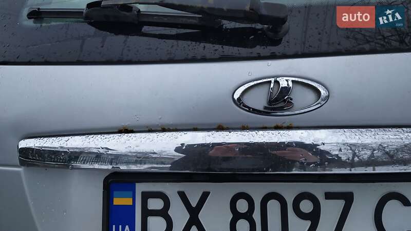 Универсал ВАЗ / Lada 2171 Priora 2011 в Хмельницком