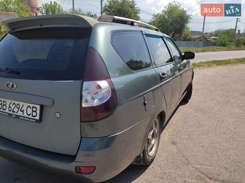 Универсал ВАЗ / Lada 2171 Priora 2011 в Полтаве