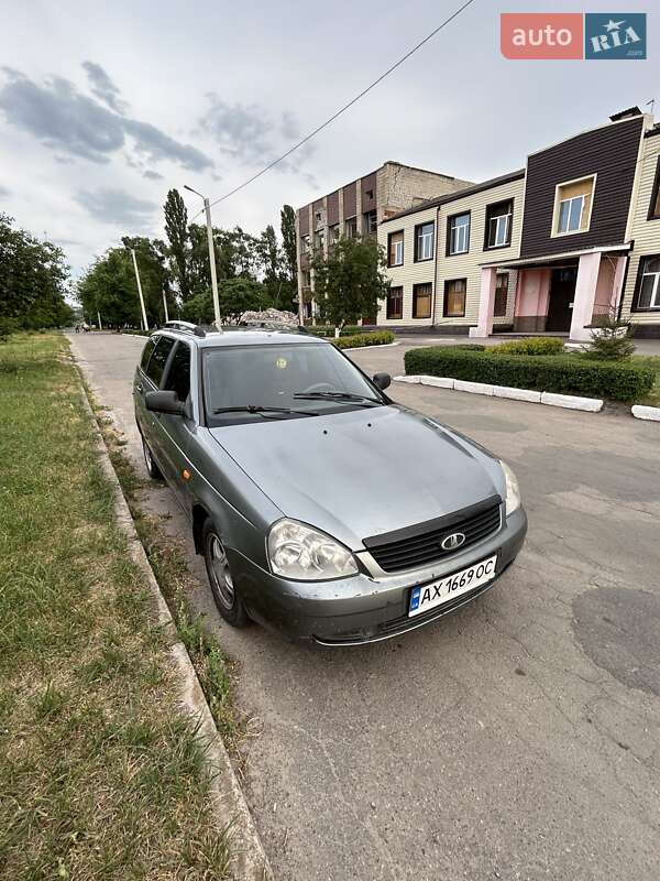 ВАЗ / Lada 2171 Priora 2010