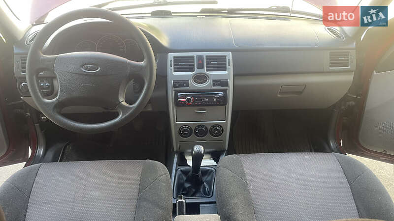 Универсал ВАЗ / Lada 2171 Priora 2010 в Киеве