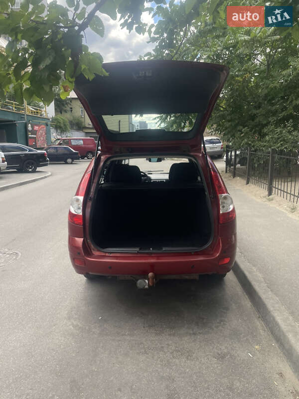 Универсал ВАЗ / Lada 2171 Priora 2010 в Киеве