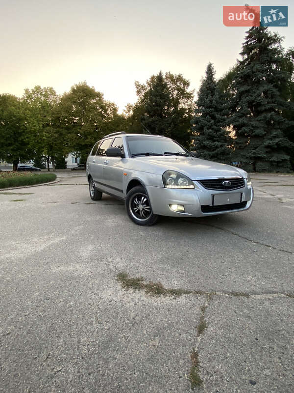 Универсал ВАЗ / Lada 2171 Priora 2012 в Лозовой