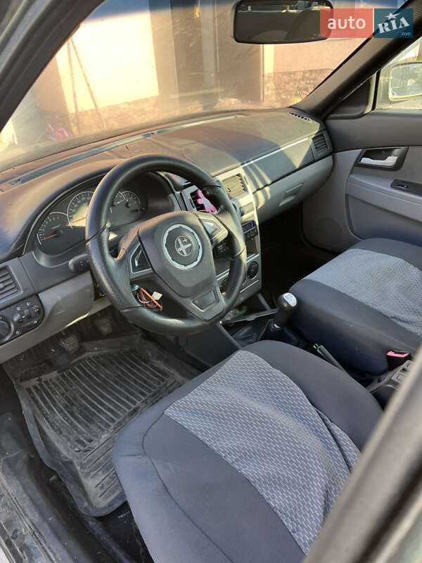 Универсал ВАЗ / Lada 2171 Priora 2011 в Кагарлыке фото 8 Универсал ВАЗ / Lada 2171 Priora 2011 в Кагарлыке