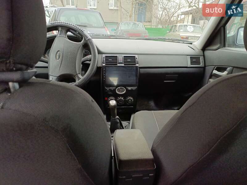 Универсал ВАЗ / Lada 2171 Priora 2011 в Подгородном