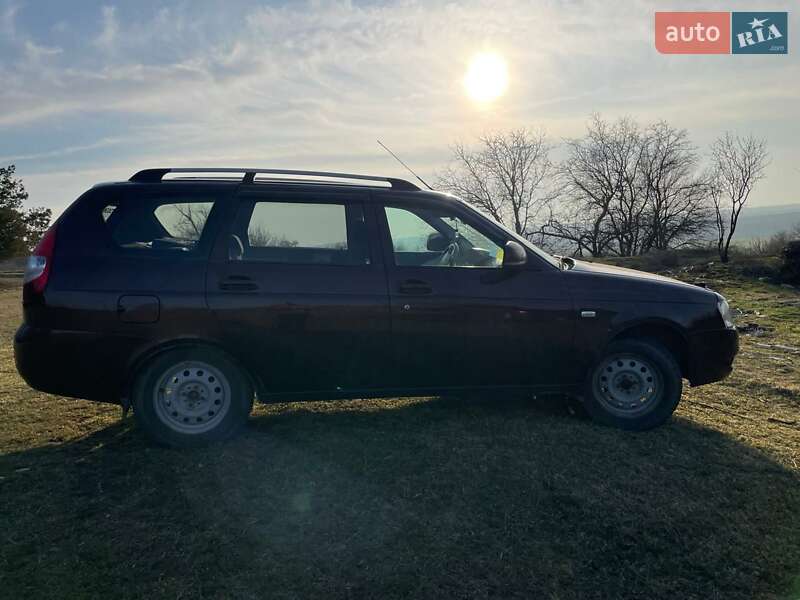 Універсал ВАЗ / Lada 2171 Priora 2011 в Болграді