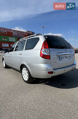 Универсал ВАЗ / Lada 2171 Priora 2011 в 