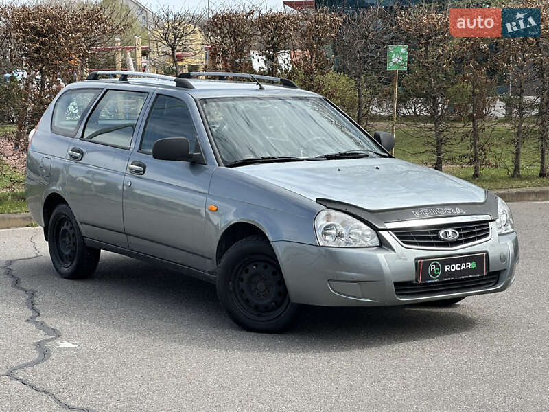 Универсал ВАЗ / Lada 2171 Priora 2012 в Киеве фото 6 Универсал ВАЗ / Lada 2171 Priora 2012 в Киеве