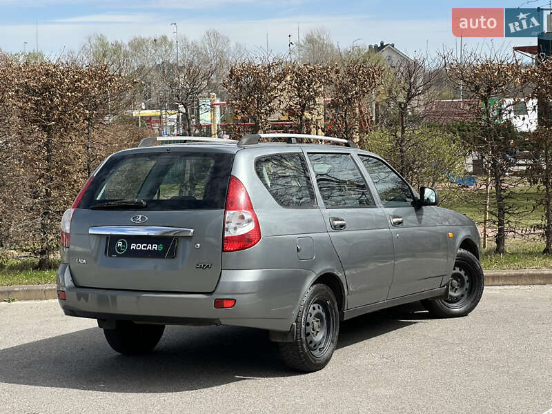 Универсал ВАЗ / Lada 2171 Priora 2012 в Киеве фото 18 Универсал ВАЗ / Lada 2171 Priora 2012 в Киеве