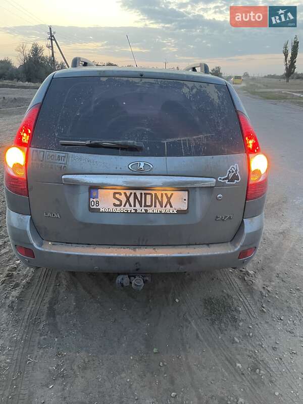 Универсал ВАЗ / Lada 2171 Priora 2012 в Николаеве