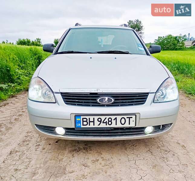 ВАЗ / Lada 2171 Priora 2010