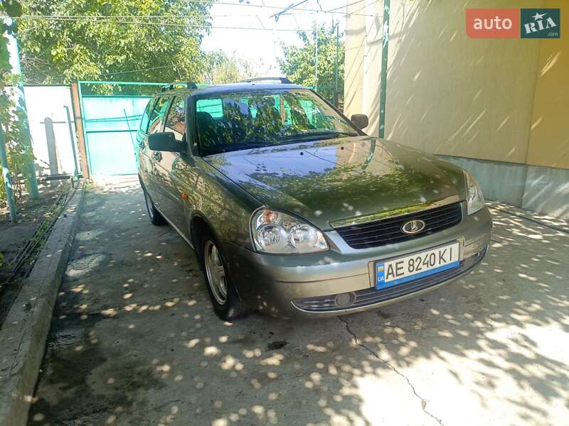 Универсал ВАЗ / Lada 2171 Priora 2011 в Подгородном