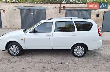 Универсал ВАЗ 2171 Priora 2012 в 