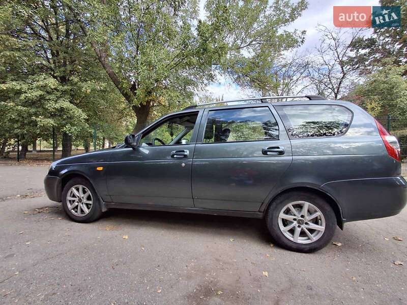 Універсал ВАЗ / Lada 2171 Priora 2011 в Кропивницькому