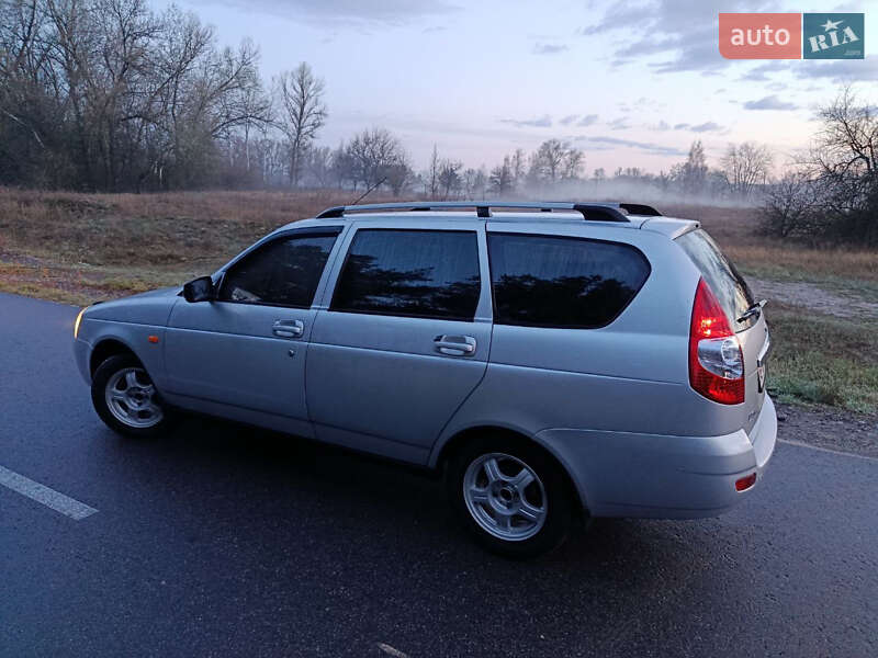 Универсал ВАЗ / Lada 2171 Priora 2011 в Петриковке фото 3 Универсал ВАЗ / Lada 2171 Priora 2011 в Петриковке