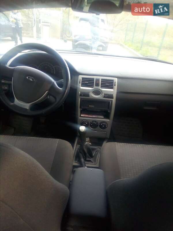 Универсал ВАЗ / Lada 2171 Priora 2013 в Дрогобыче