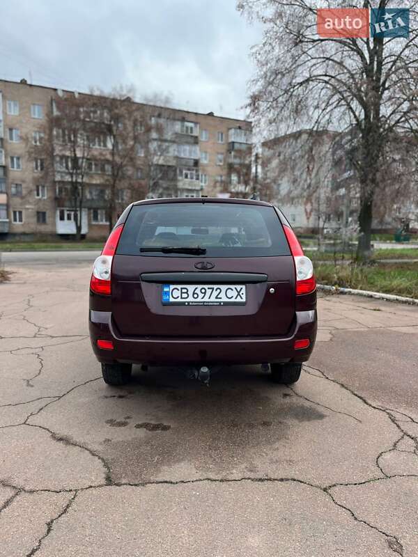 Универсал ВАЗ / Lada 2171 Priora 2011 в Нежине