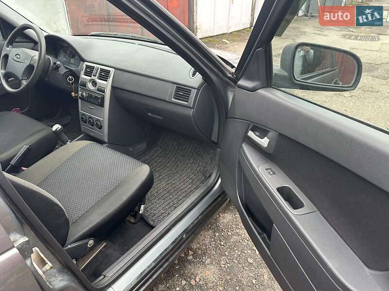 Универсал ВАЗ / Lada 2171 Priora 2011 в Киеве