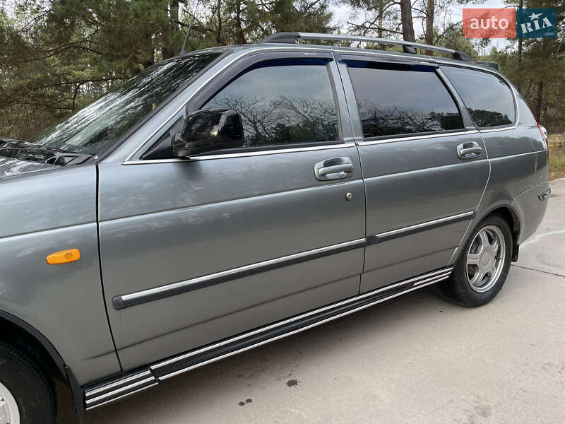 Універсал ВАЗ / Lada 2171 Priora 2011 в Славуті