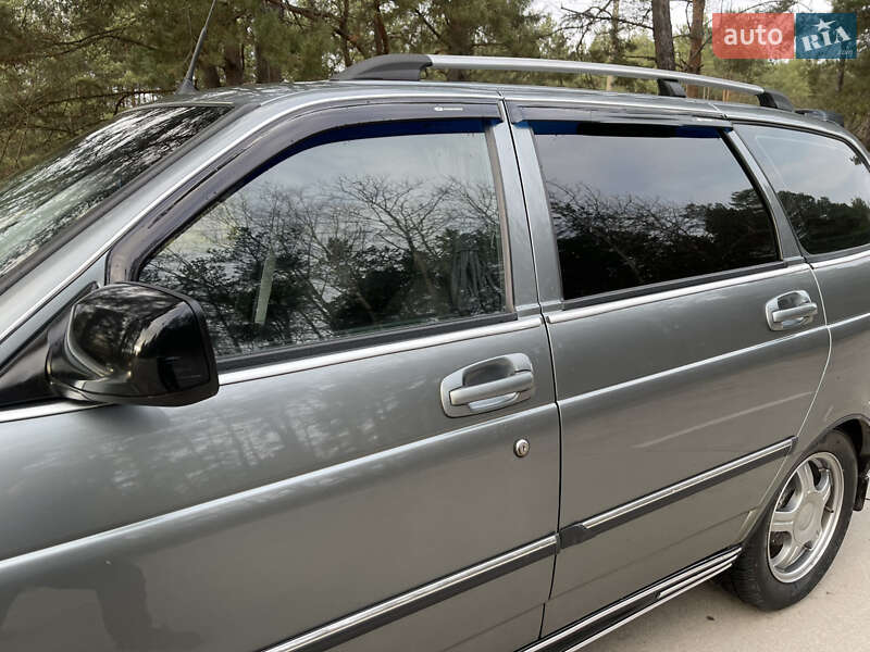 Універсал ВАЗ / Lada 2171 Priora 2011 в Славуті