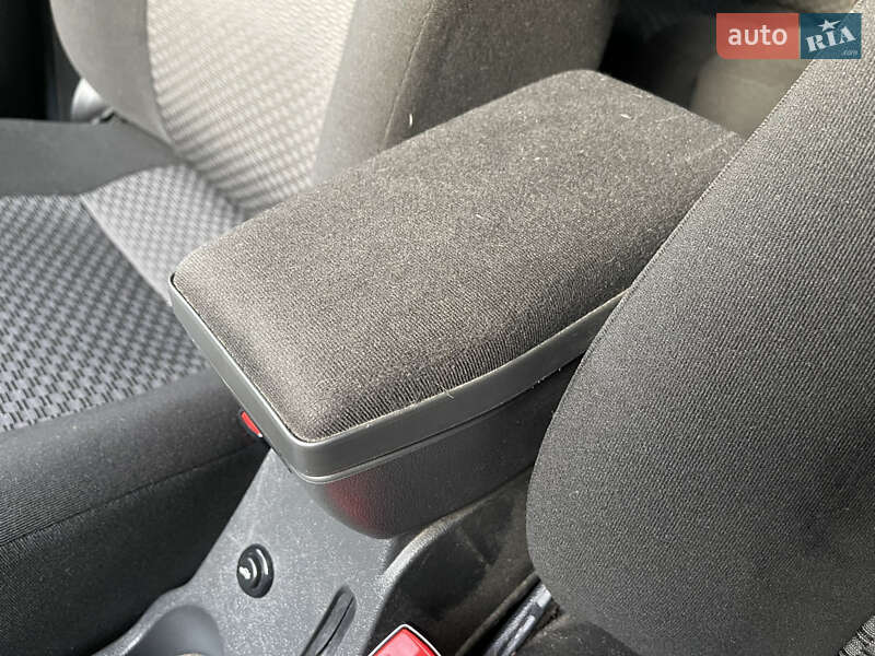 Універсал ВАЗ / Lada 2171 Priora 2011 в Славуті