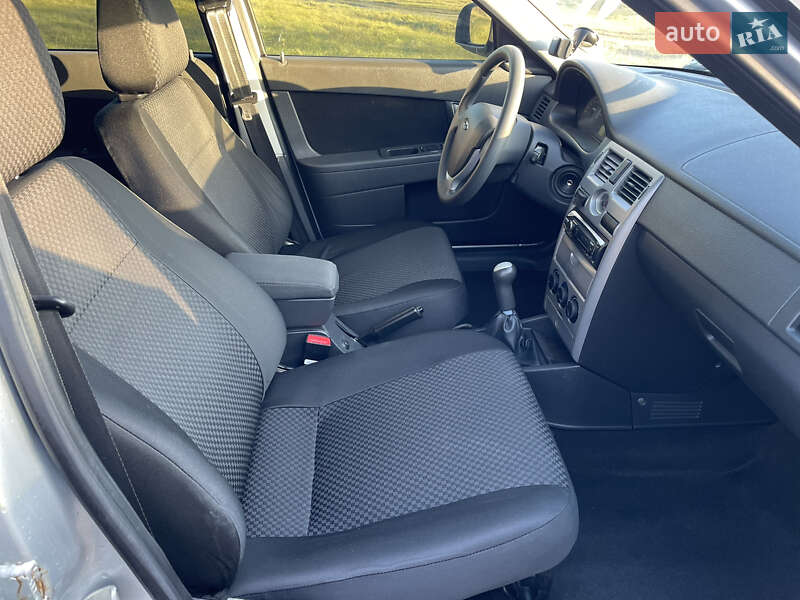 Универсал ВАЗ / Lada 2171 Priora 2013 в Сумах фото 22 Универсал ВАЗ / Lada 2171 Priora 2013 в Сумах