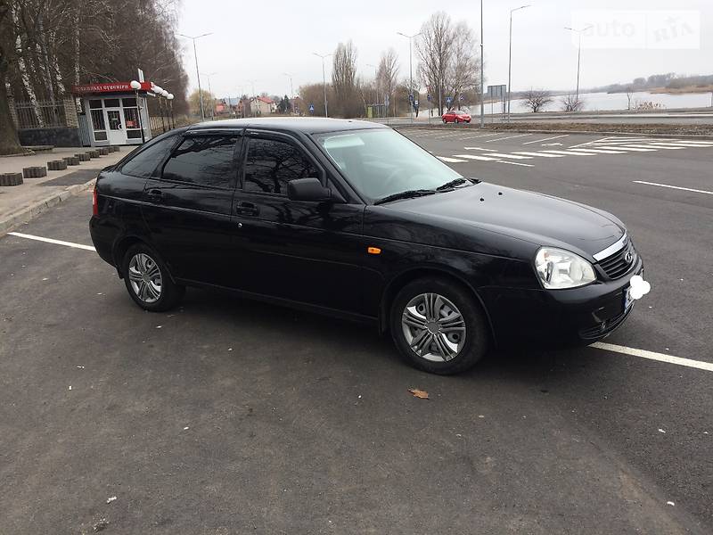 Хэтчбек ВАЗ / Lada 2172 Priora 2011 в Виннице