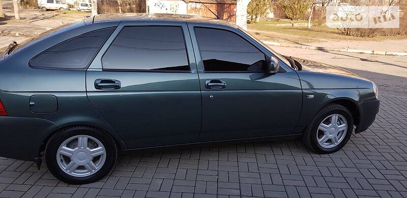 Хетчбек ВАЗ / Lada 2172 Priora 2011 в Запоріжжі