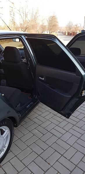 Хетчбек ВАЗ / Lada 2172 Priora 2011 в Запоріжжі