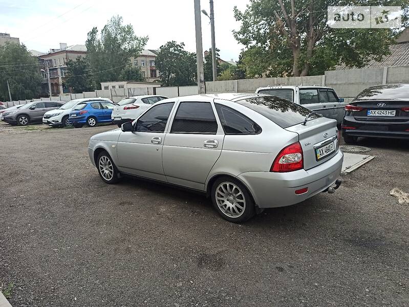 Хэтчбек ВАЗ / Lada 2172 Priora 2009 в Харькове