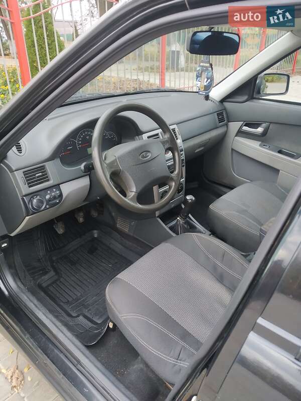 Хэтчбек ВАЗ / Lada 2172 Priora 2008 в Одессе
