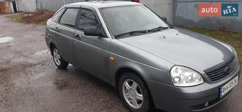 Хэтчбек ВАЗ / Lada 2172 Priora 2008 в Кременчуге