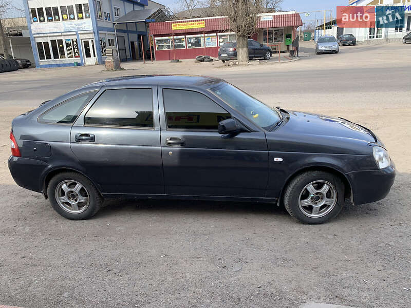 Хэтчбек ВАЗ / Lada 2172 Priora 2008 в Первомайске