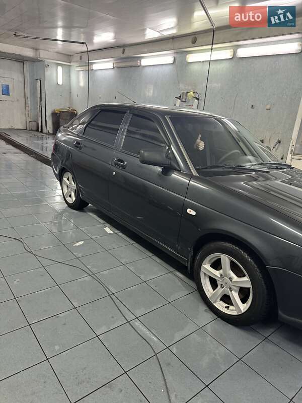 Хэтчбек ВАЗ / Lada 2172 Priora 2008 в Каменском