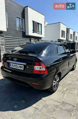 Хэтчбек ВАЗ 2172 Priora 2008 в 