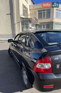 Хэтчбек ВАЗ 2172 Priora 2008 в 