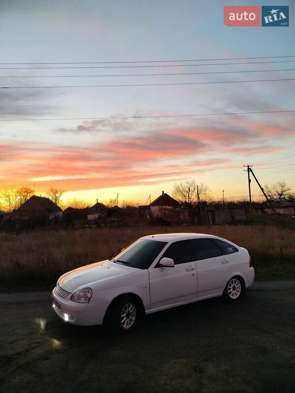 Хетчбек ВАЗ / Lada 2172 Priora 2012 в Снігурівці