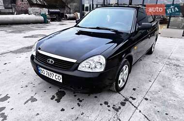 Хэтчбек ВАЗ / Lada 2172 Priora 2011 в Теребовле