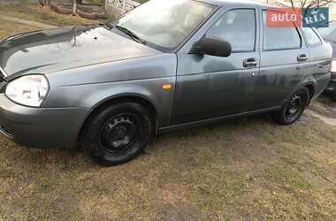 Хэтчбек ВАЗ 2172 Priora 2011 в 