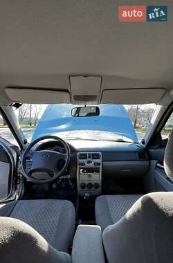 Хэтчбек ВАЗ 2172 Priora 2009 в 