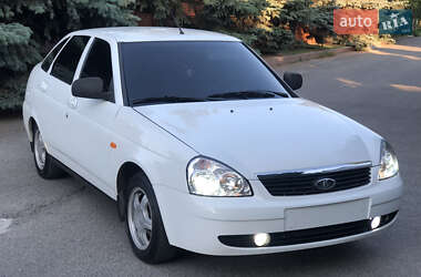 Хэтчбек ВАЗ 2172 Priora 2011 в 