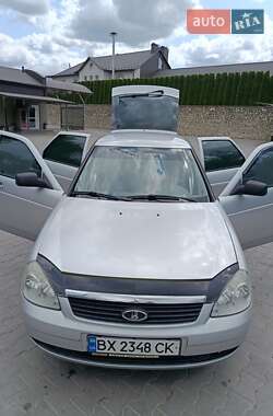 Хетчбек ВАЗ 2172 Priora 2010 в Волочиську