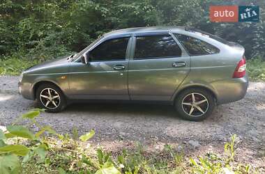 Хэтчбек ВАЗ 2172 Priora 2011 в 