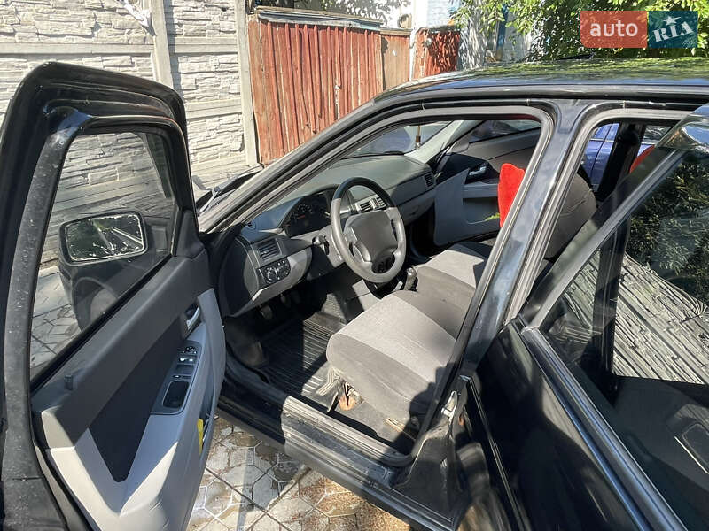 Хэтчбек ВАЗ / Lada 2172 Priora 2009 в Чернигове
