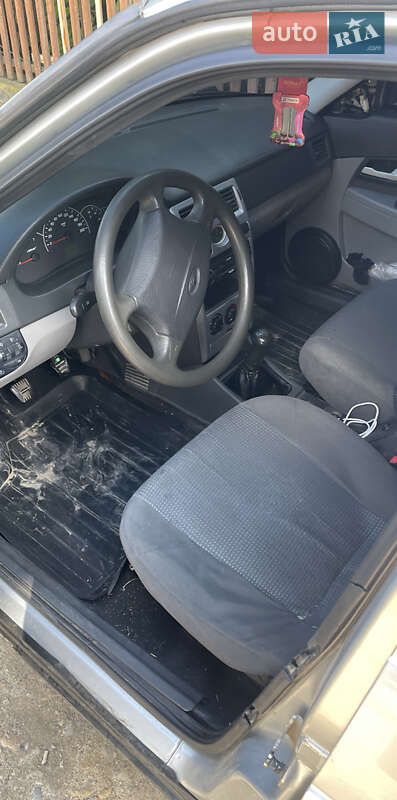 Хетчбек ВАЗ / Lada 2172 Priora 2008 в Недобоївцях фото 11 Хетчбек ВАЗ / Lada 2172 Priora 2008 в Недобоївцях